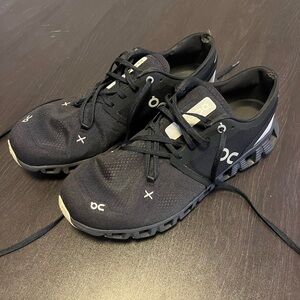 On Running Men's Black Athletic Shoes
